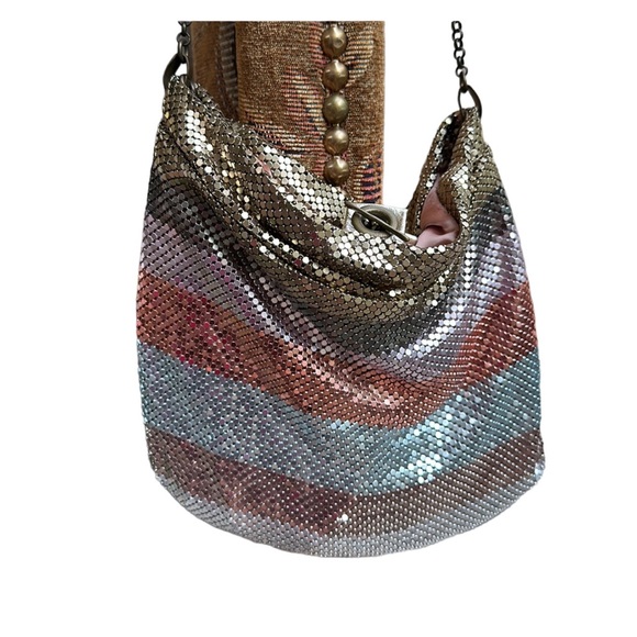 Laura B Handbags - LAURA B. Mesh bag with antique brass chain, VGC